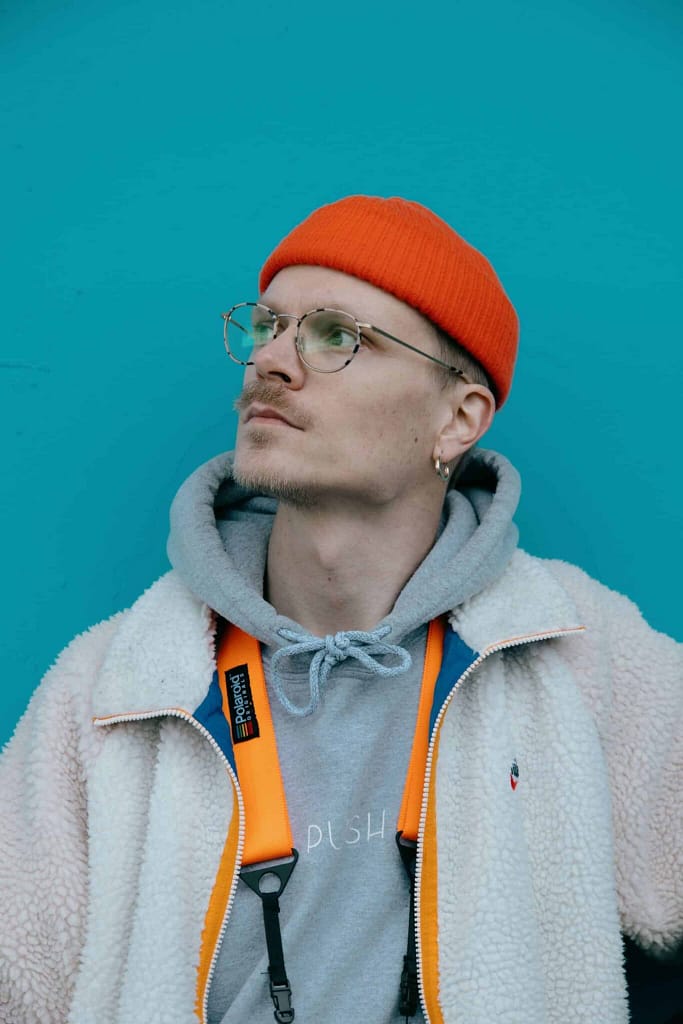 JawlineMenVIVASkinClinics scaled scaled